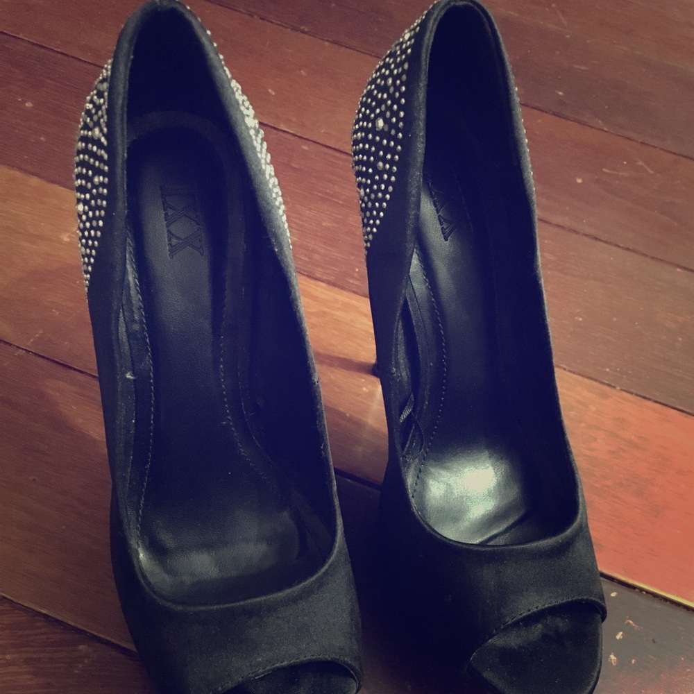 Charlie’s Angels black heels